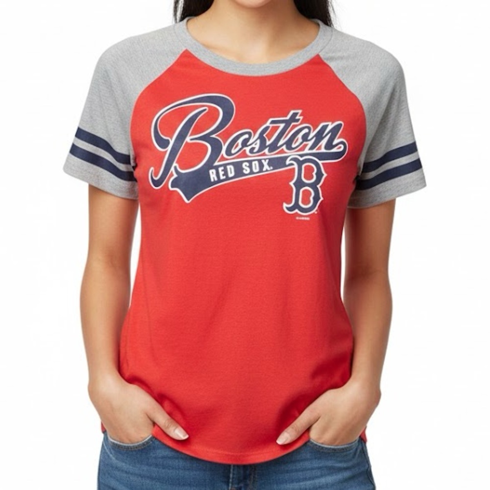 MLB G-III 4Her by Carl Banks “Boston Red Sox” Hi-Lo Graphic Tee NWT Size: Med